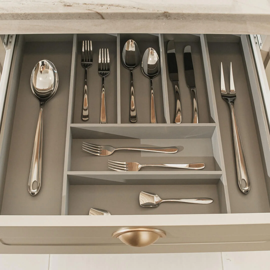 Divisor em MDF cinza